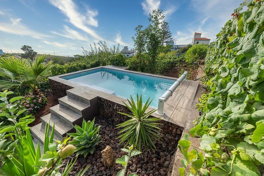 MYA Piscina in Container